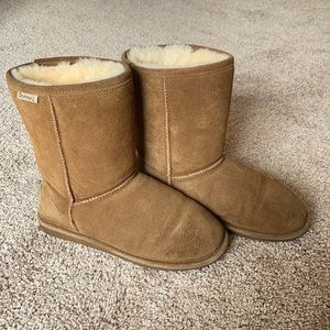 bearpaw emma short boots
